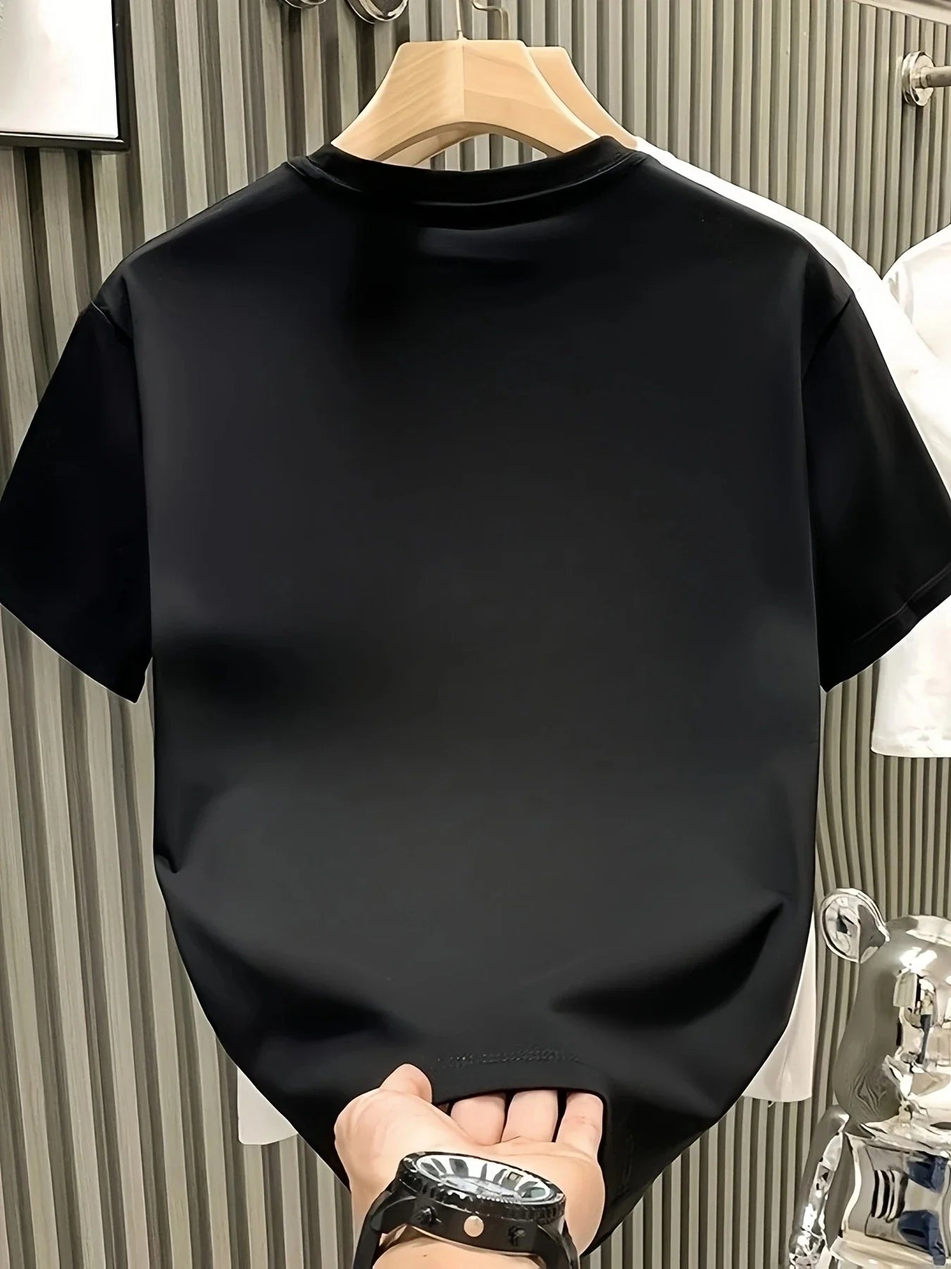 2026 model 100% cotton T-shirt for men and women. Suitable for daily exercise and casual wear. Loose-fitting short sleeves.