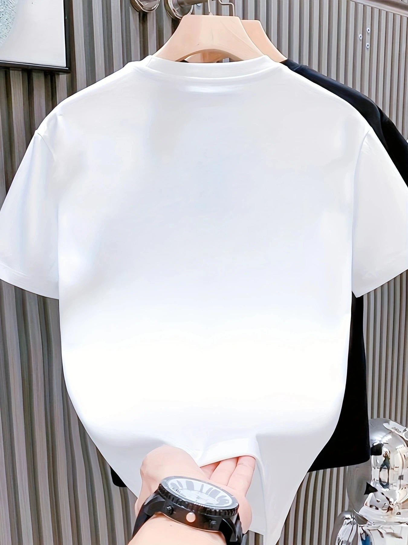 2026 model 100% cotton T-shirt for men and women. Suitable for daily exercise and casual wear. Loose-fitting short sleeves.